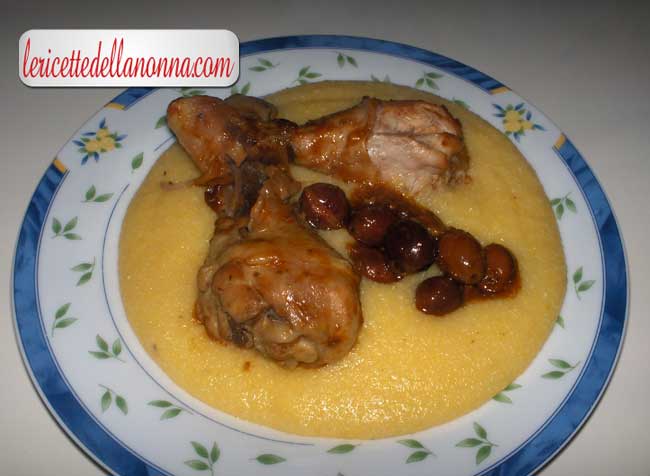 piatto-pollo-umido-e-polenta.JPG