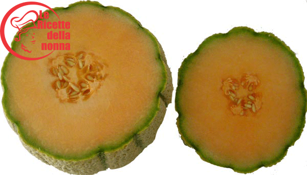 macedonia di frutta sfiziosa in melone 
